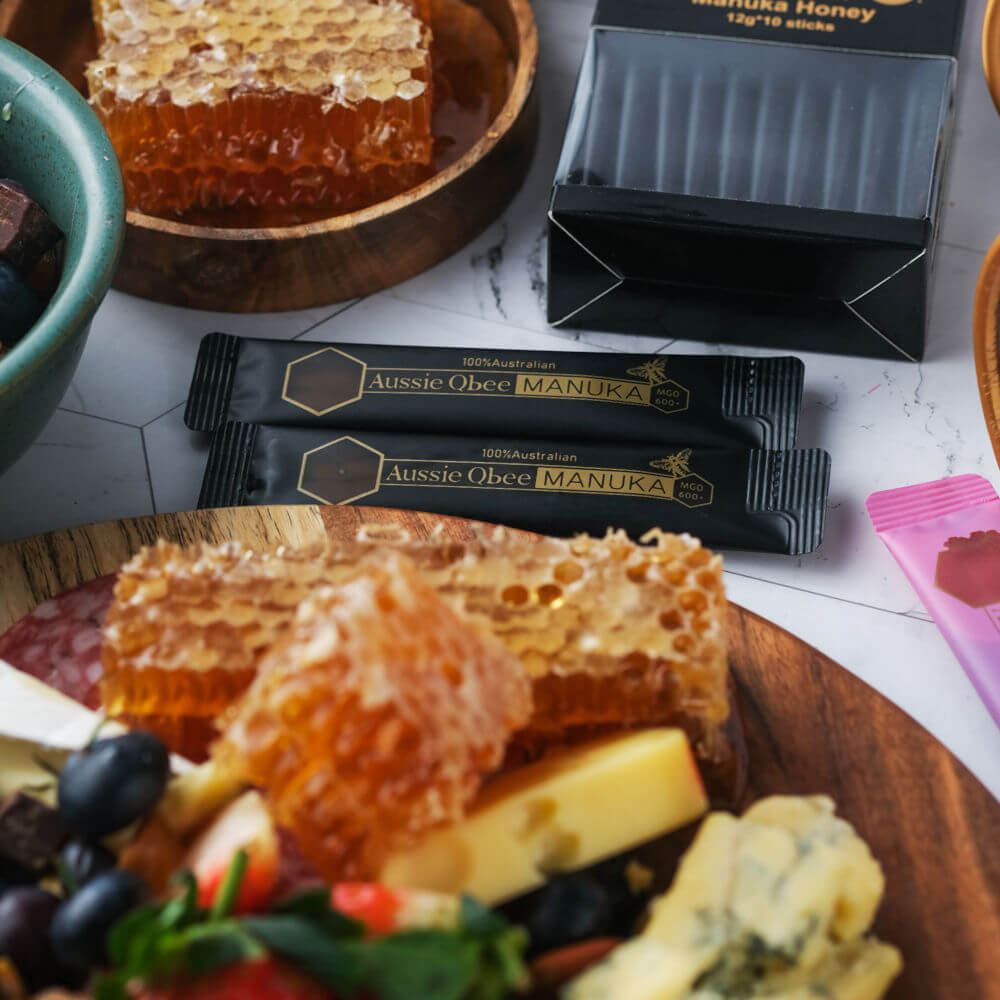 Manuka Honey MGO 600 with some honeycomb and cheese.